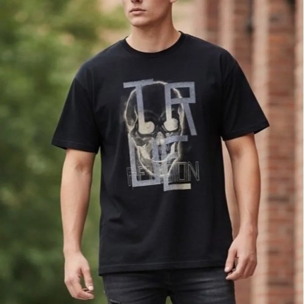 True Religion Mens Size XXL Black Skull Graphic Short Sleeve T-shirt USA